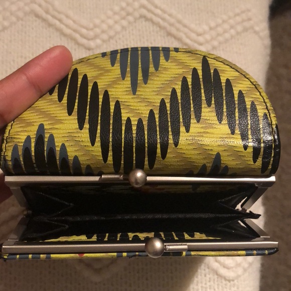Wallet - Picture 4 of 9